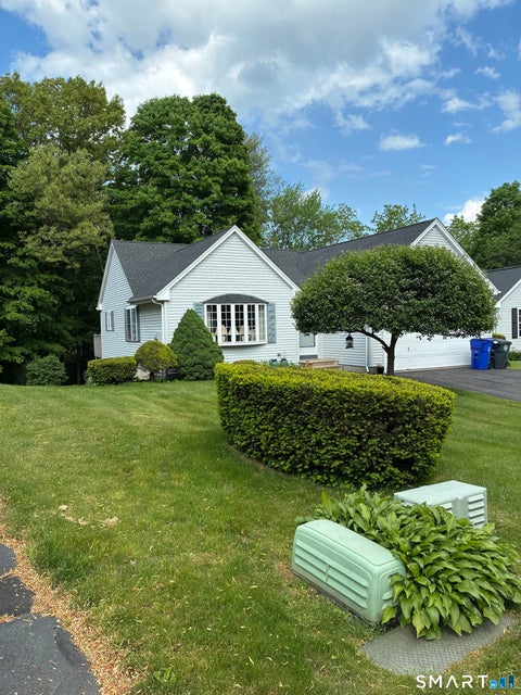 Homes For Sale - 42 Pondside Lane<br/> Torrington, CT 06790