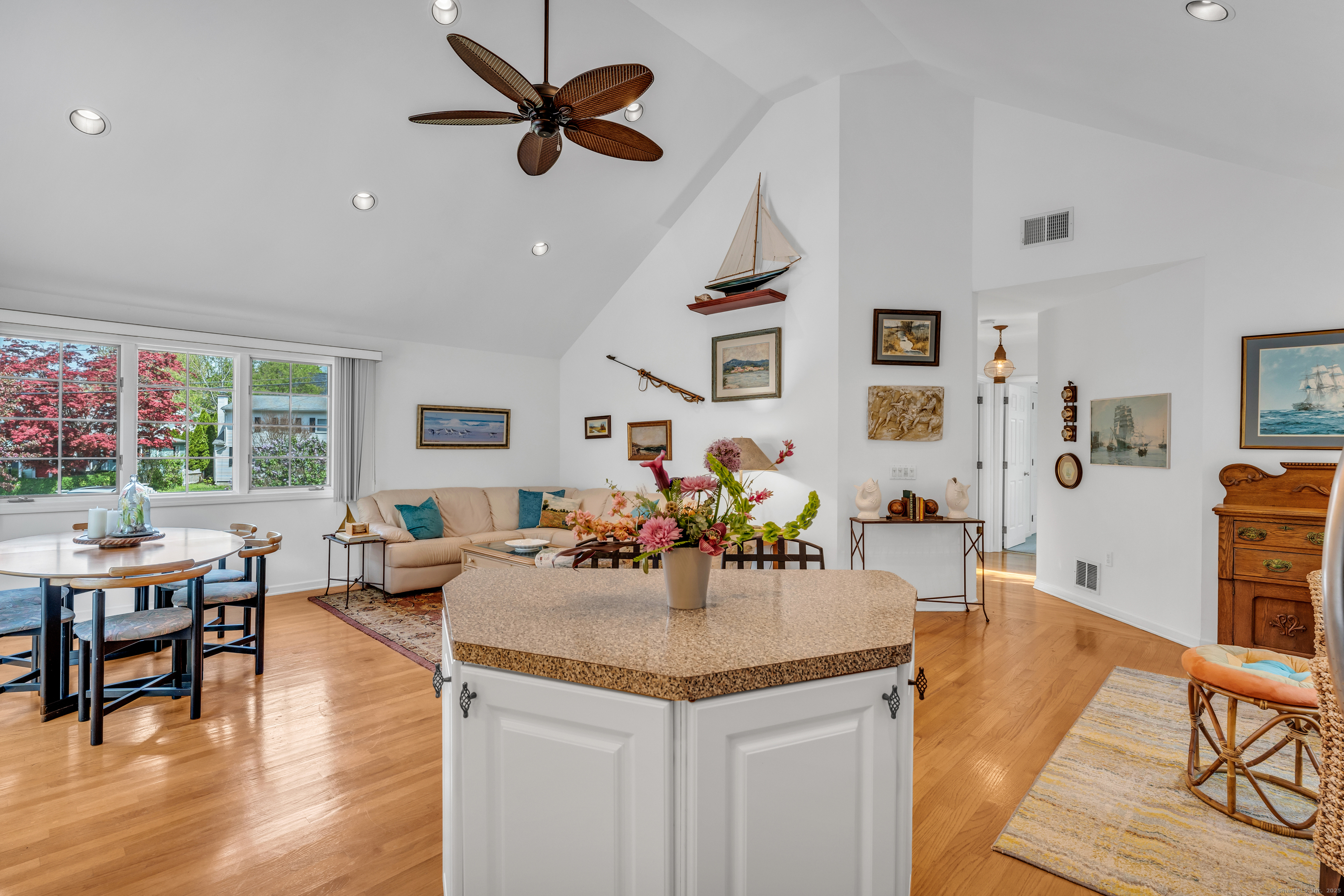 37 Menunketesuck Road, Westbrook, Connecticut image 8