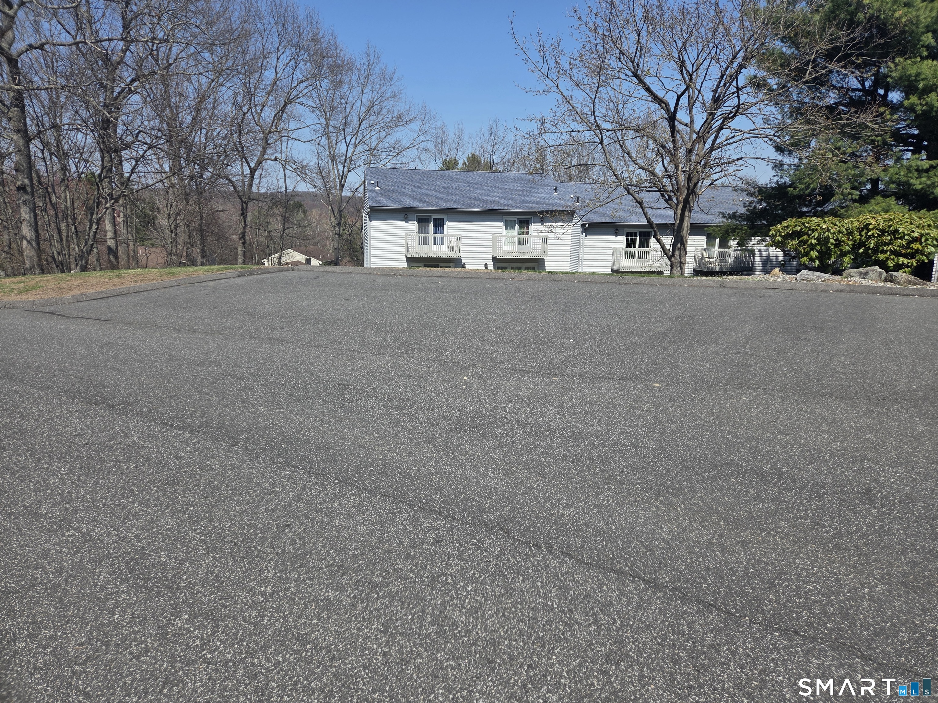 20 Wolf Hill Road 5-H