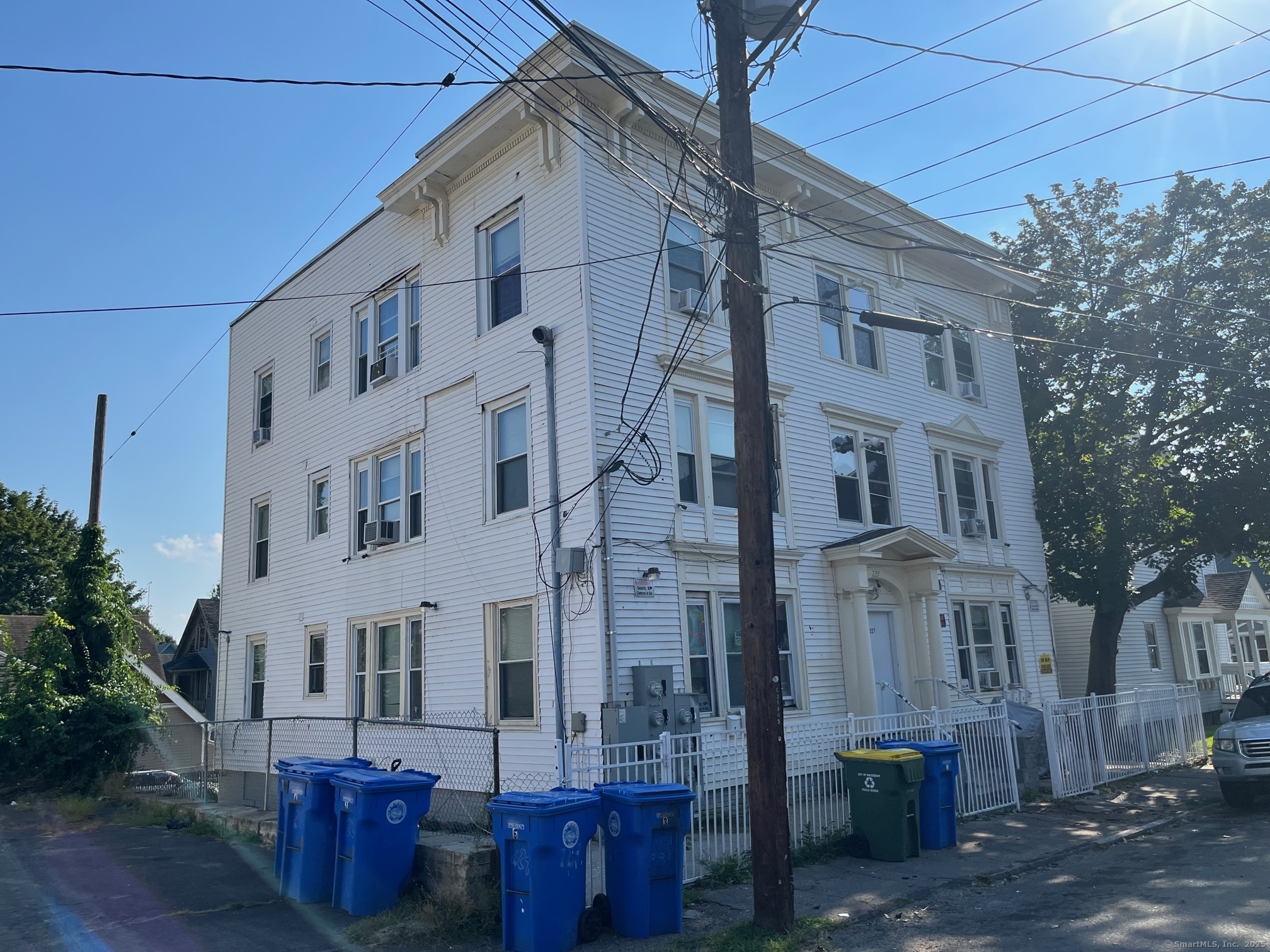 Property for Sale at Hillside Avenue, Waterbury, Connecticut - Bedrooms: 10 
Bathrooms: 5 
Rooms: 60  - $849,000