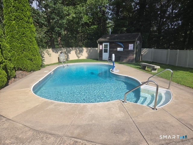 22 Woodlawn Drive