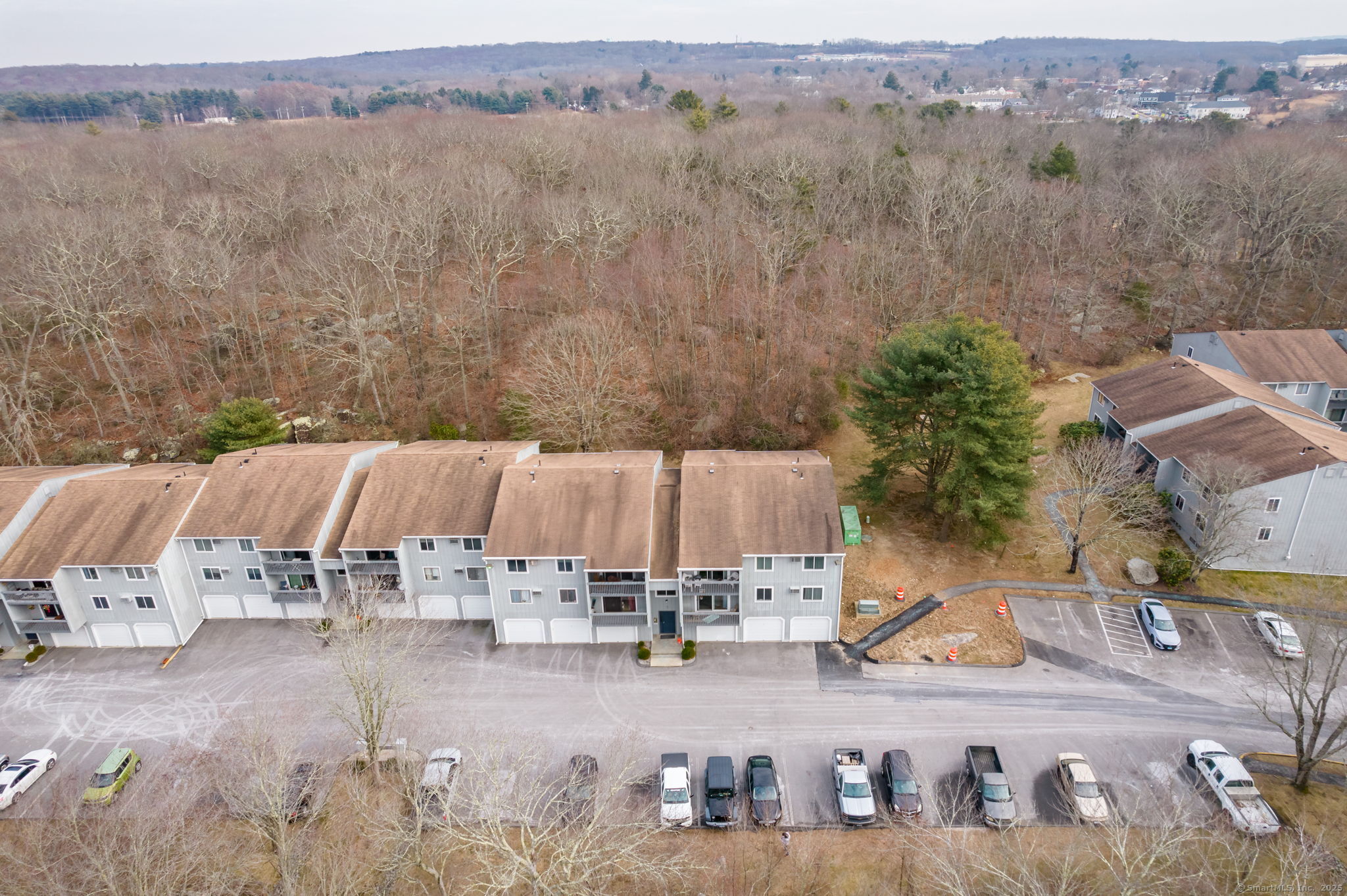 Groton, Connecticut 06340, United States, 2 Bedrooms Bedrooms, ,2 BathroomsBathrooms,Residential,Pending,18089