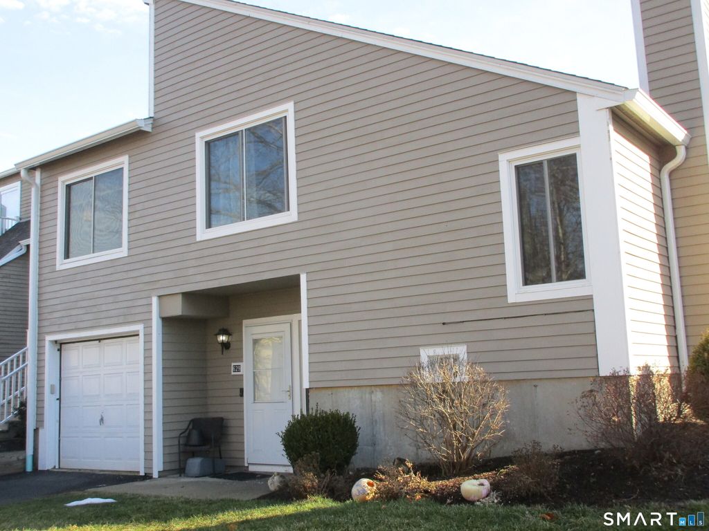 Photo of 629 Longfellow Drive #629, Branford, CT 06405 (MLS # 24149239)