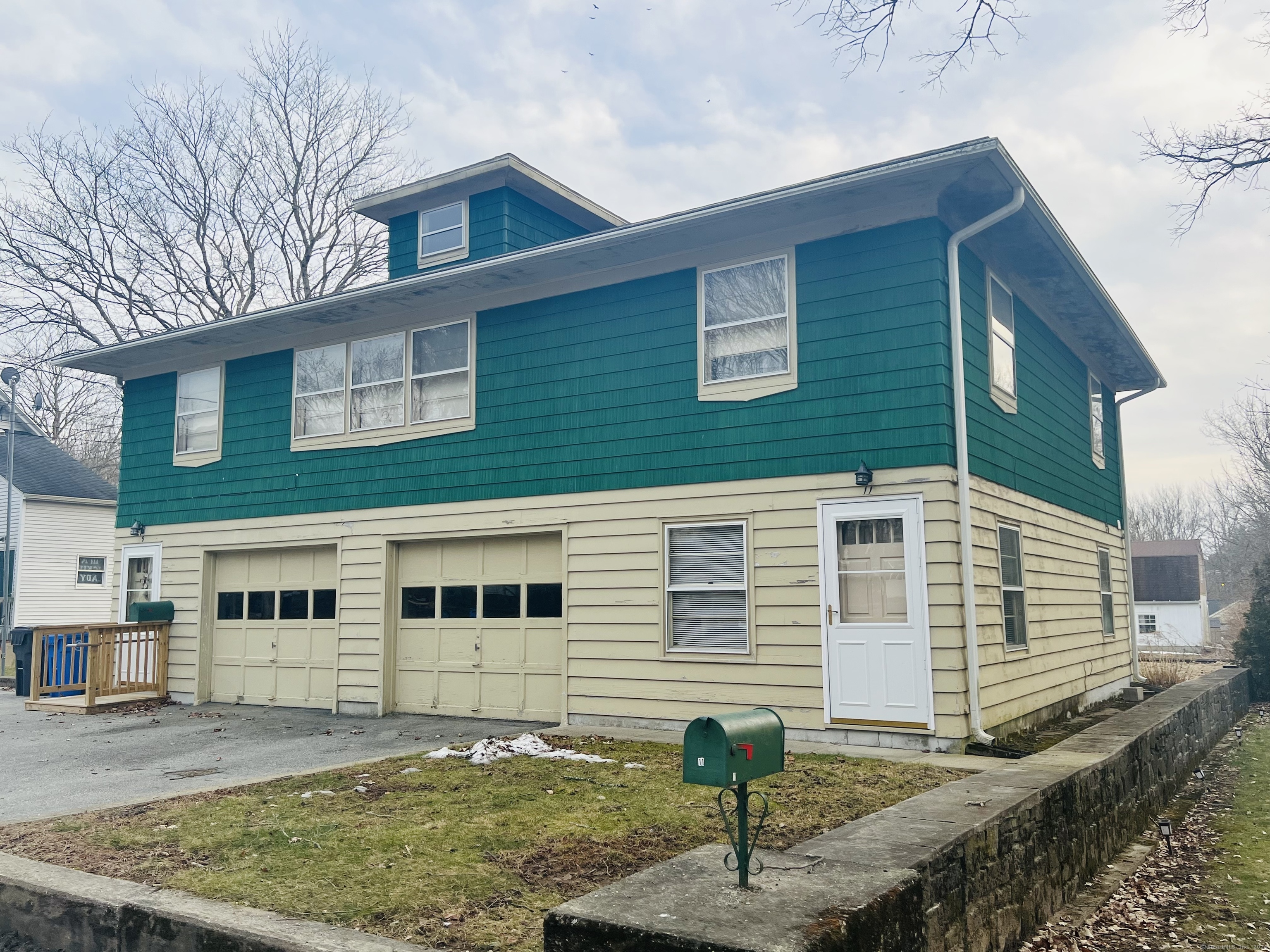 Property for Sale at 911 N Potvin Avenue, Plainfield, Connecticut - Bedrooms: 3 
Bathrooms: 2 
Rooms: 7  - $269,900