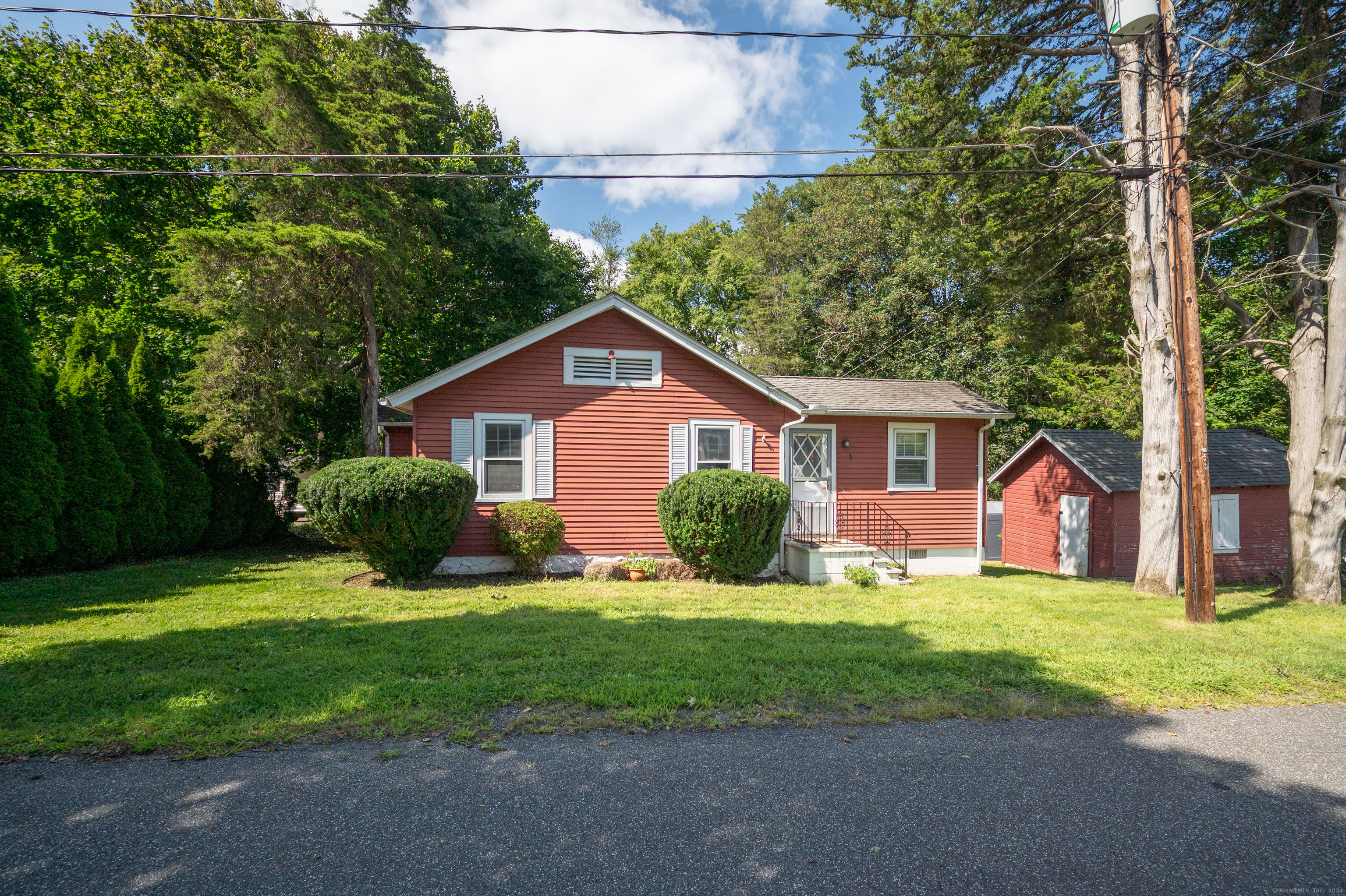 Rental Property at 1 Hayes Street, Danbury, Connecticut - Bedrooms: 3 
Bathrooms: 1 
Rooms: 6  - $2,300 MO.