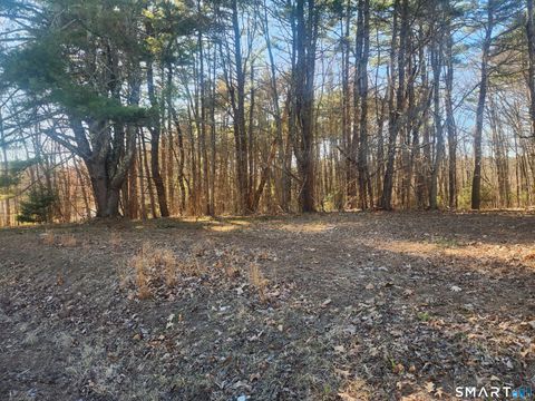 286 East Street Stafford CT 06076