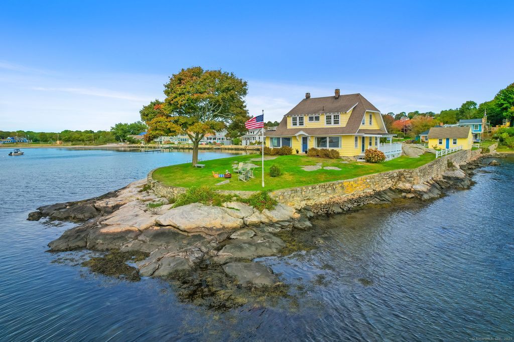 Photo of 49 Noble Avenue, Groton, CT 06340 (MLS # 24127959)