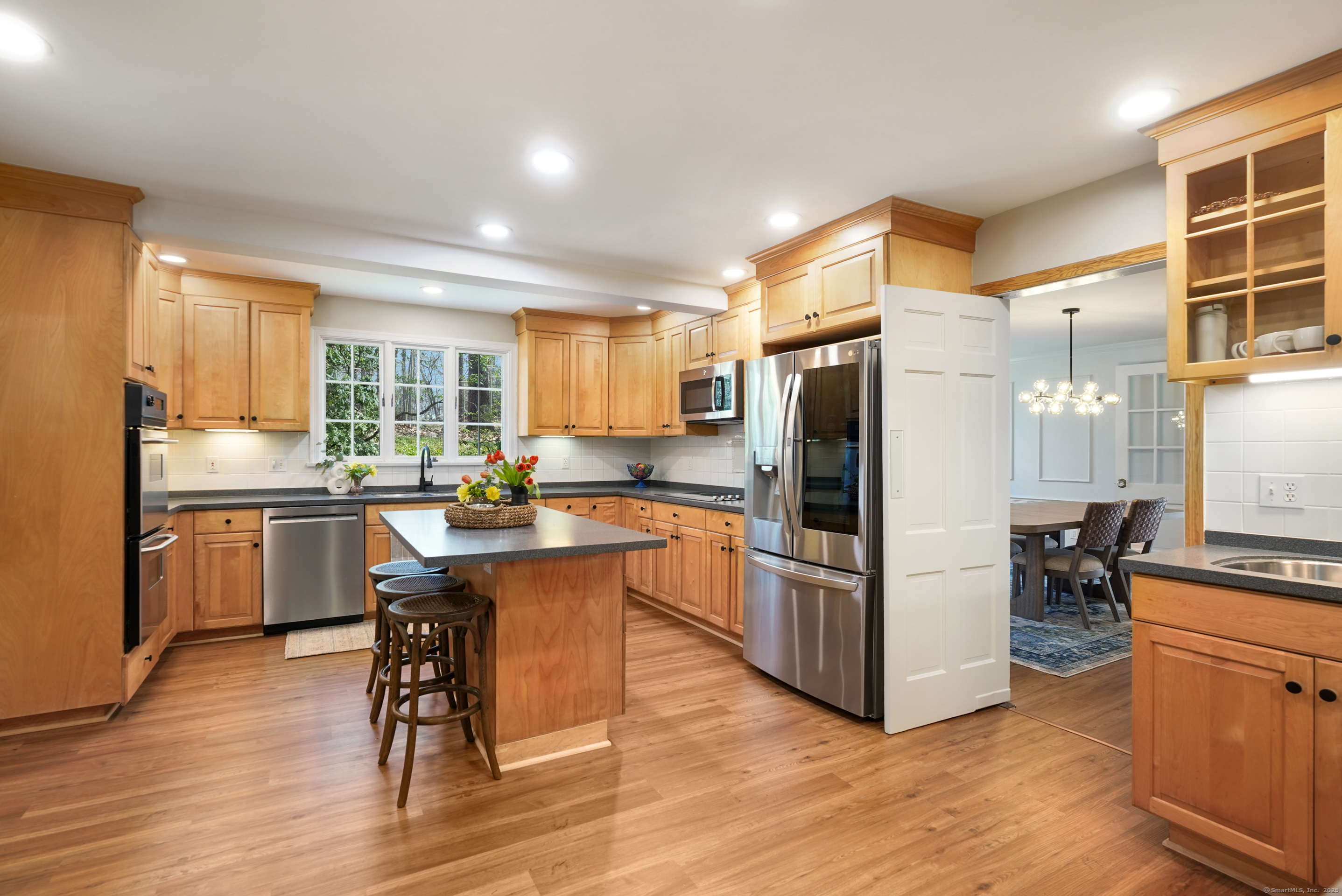 46 Fernwood Drive, Stamford, Connecticut image 6
