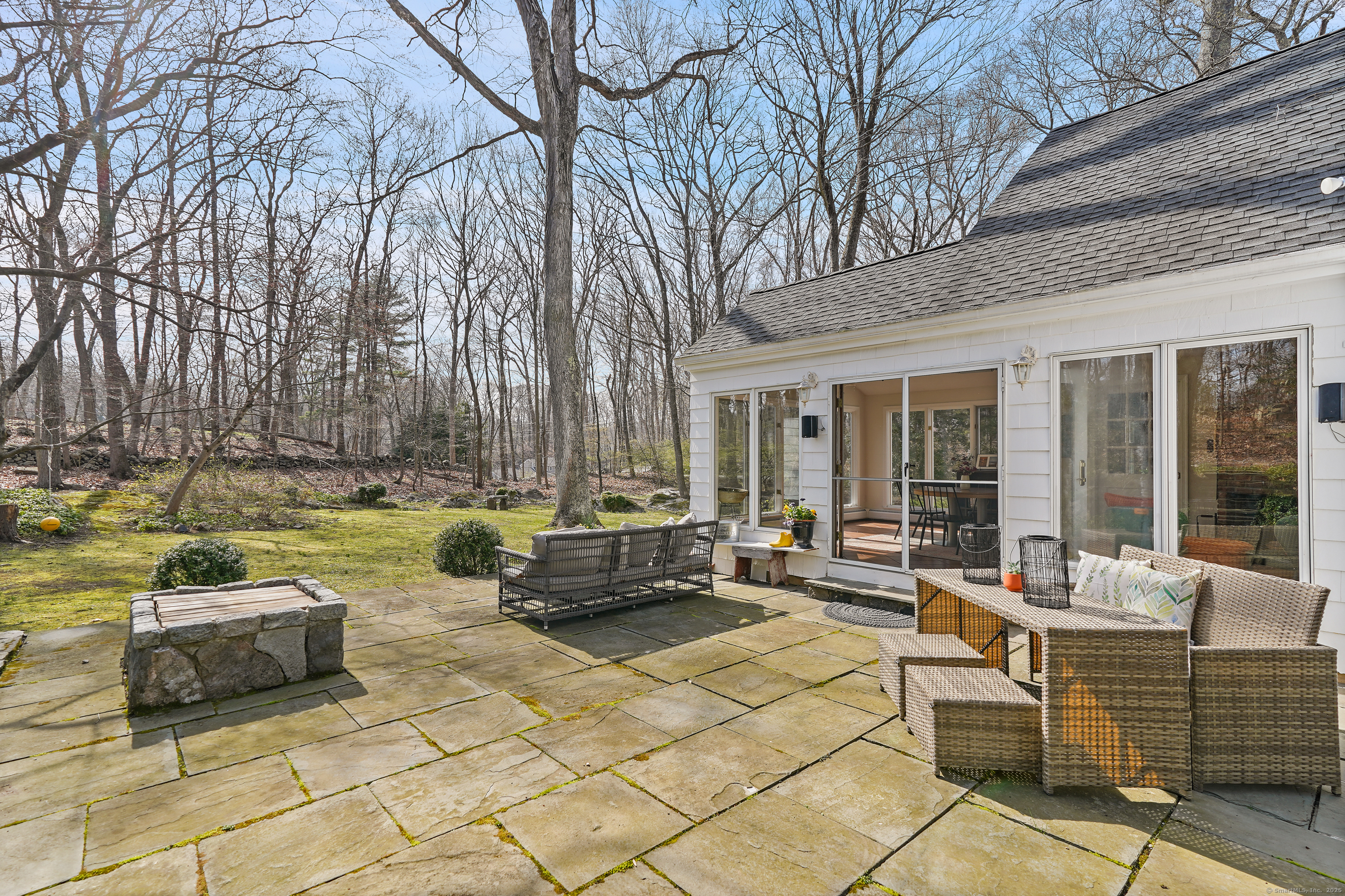 46 Fernwood Drive, Stamford, Connecticut image 13