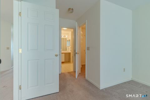 Tiny photo for 872 Glacier Way #872, Southington, CT 06489 (MLS # 24160460)