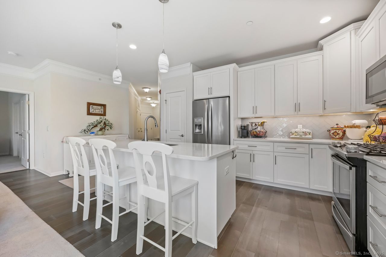 1022 Country View Road #1022, Danbury, Connecticut image 7