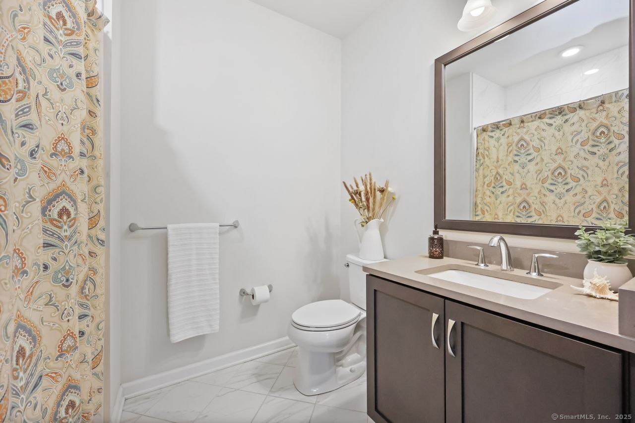 1022 Country View Road #1022, Danbury, Connecticut image 16