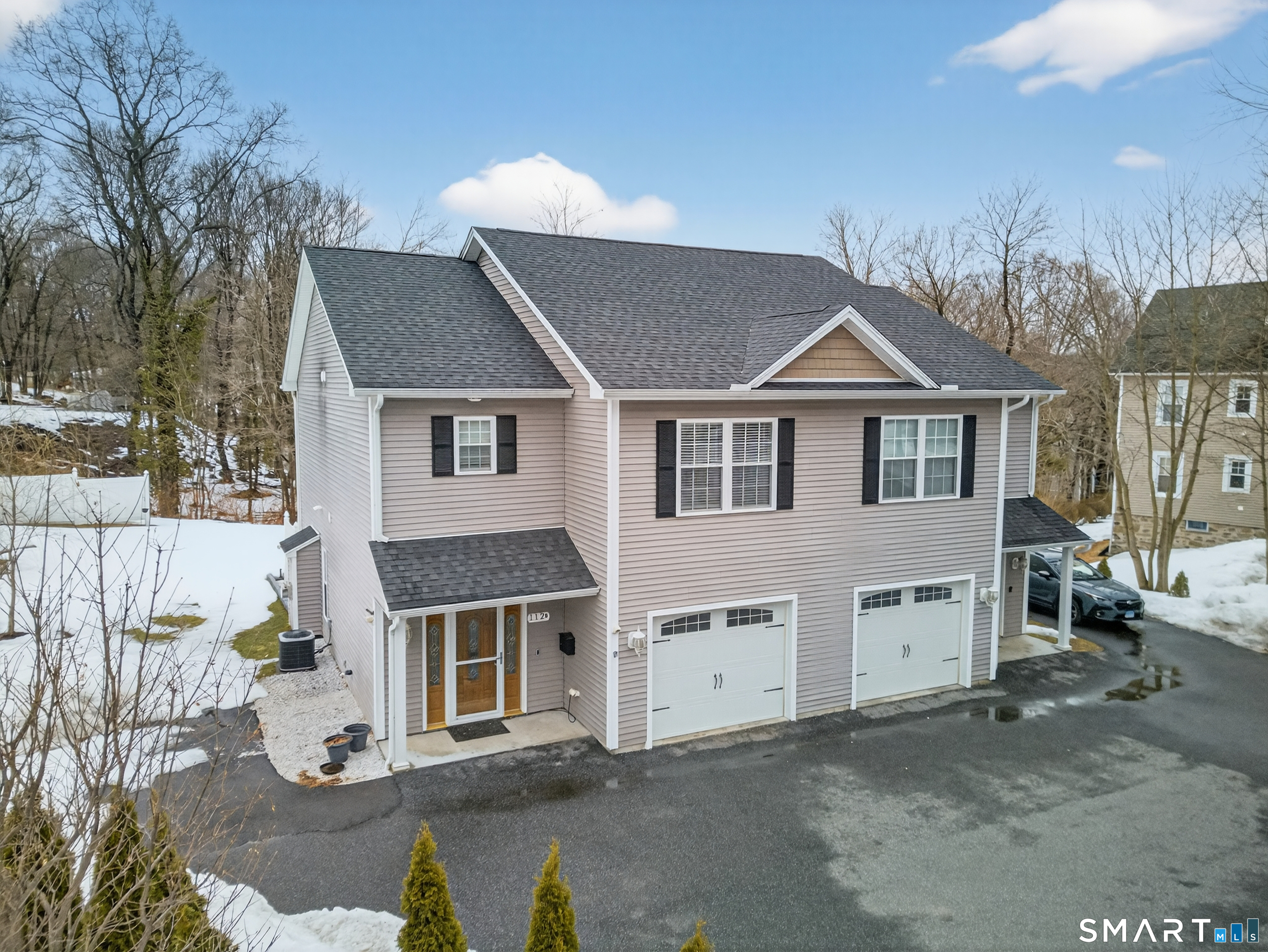 112 Woodruff Avenue B