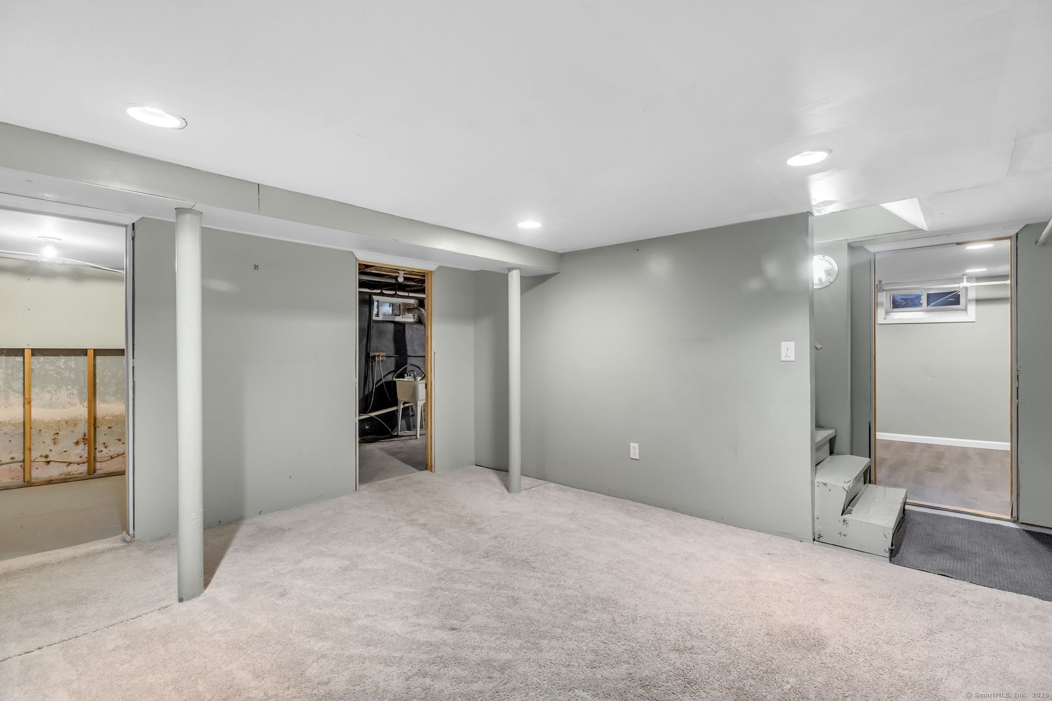 849 Matianuck Avenue, Windsor, Connecticut image 32