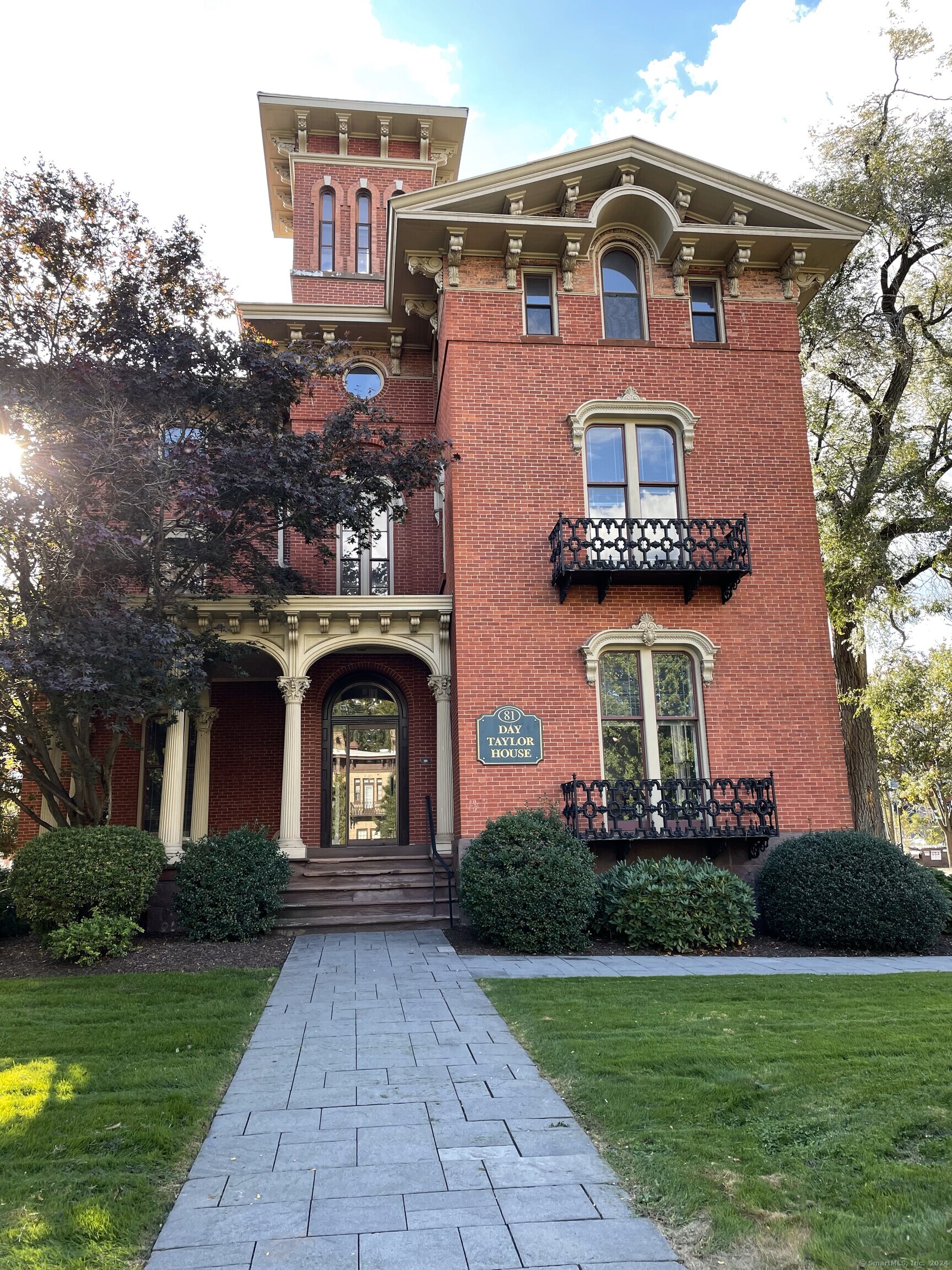 Hartford, Connecticut 06114, United States, ,Residential,Active,57891