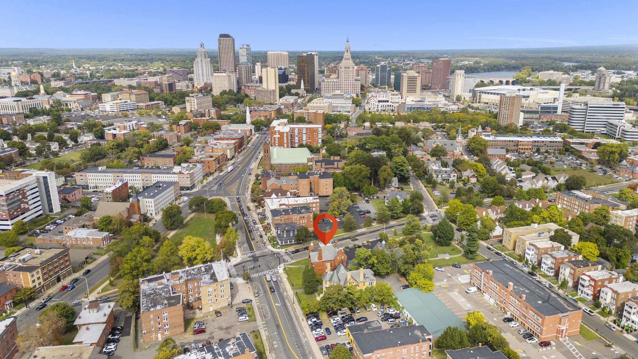 2 Wethersfield Avenue