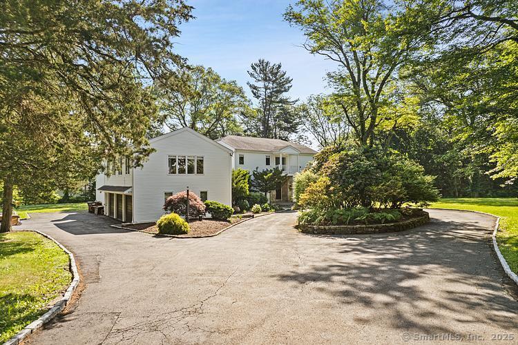 106A Comstock Hill Avenue