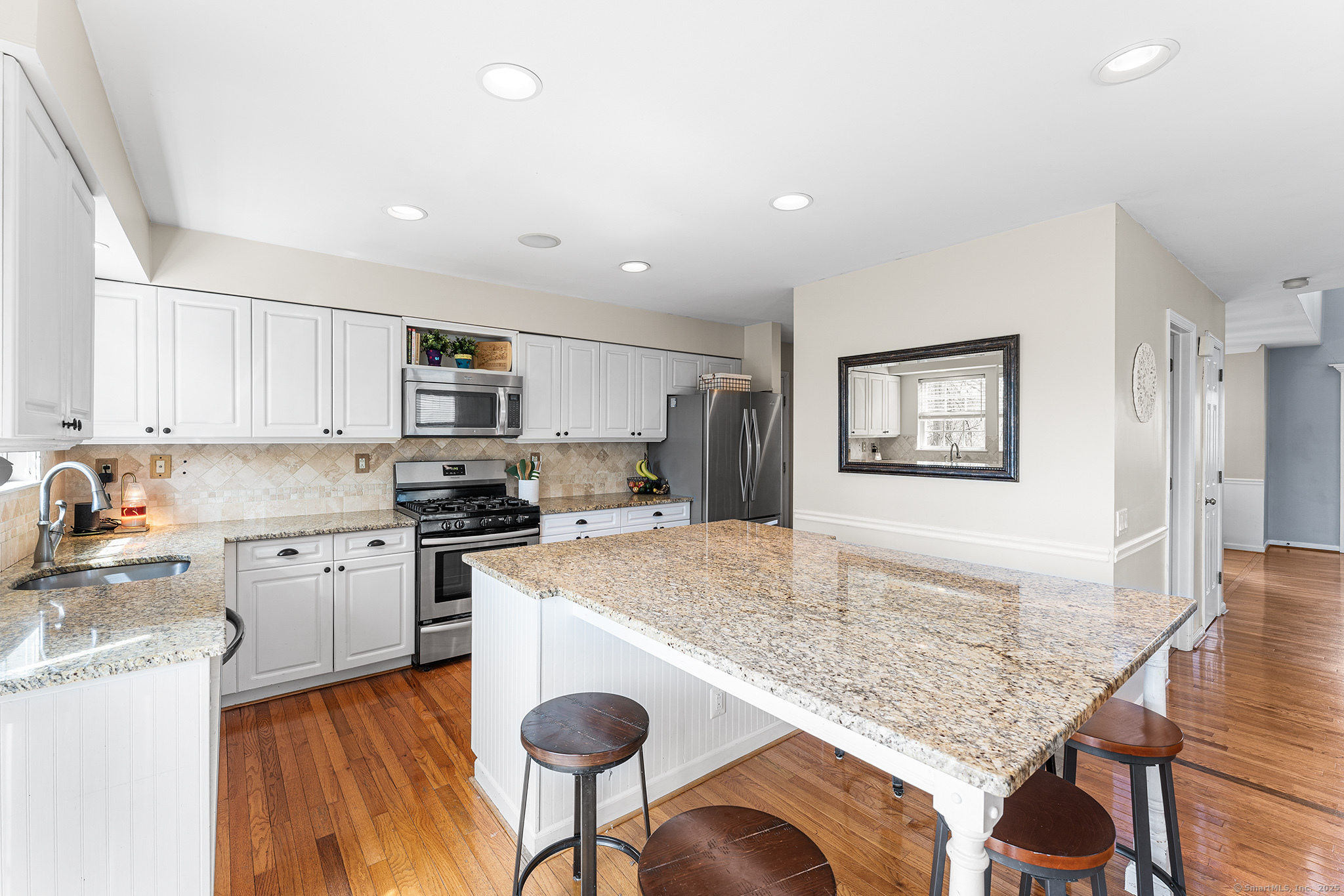 31 Lookout Hill Road, Milford, Connecticut image 10