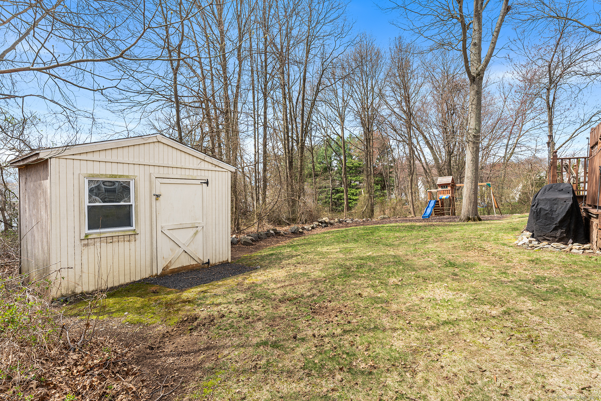 31 Lookout Hill Road, Milford, Connecticut image 34