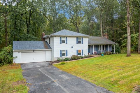 69 Sherwood Lane Norwich CT 06360