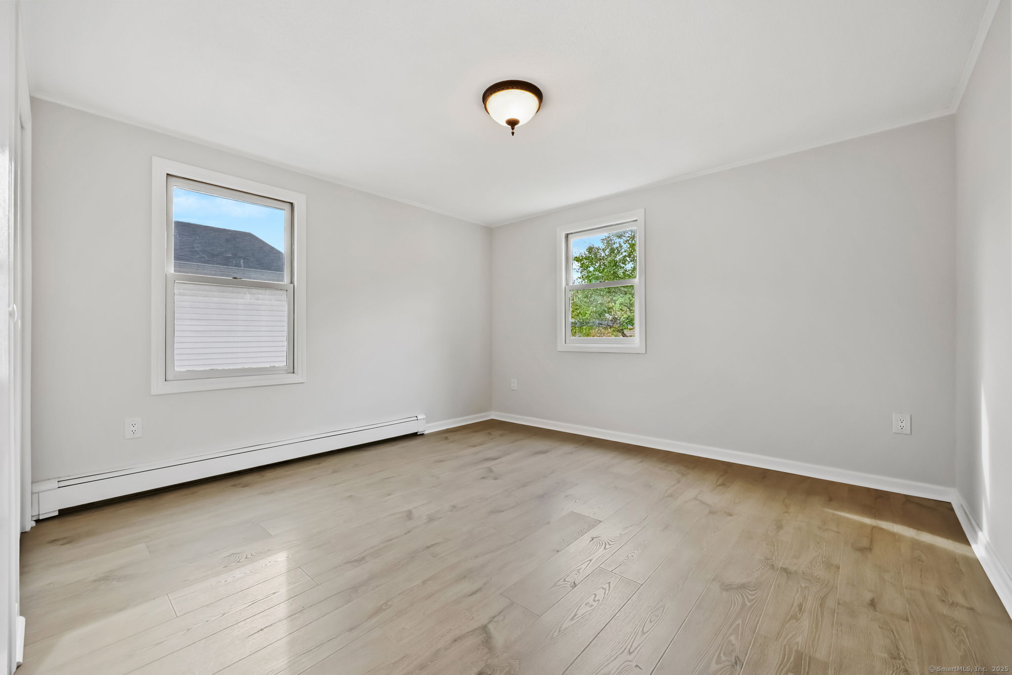 Port Chester, New York 10573, United States, 6 Bedrooms Bedrooms, ,3 BathroomsBathrooms,Residential,Pending,120994