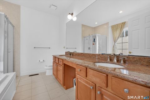 Tiny photo for 18 Tobins Court #18, Danbury, CT 06810 (MLS # 24165621)