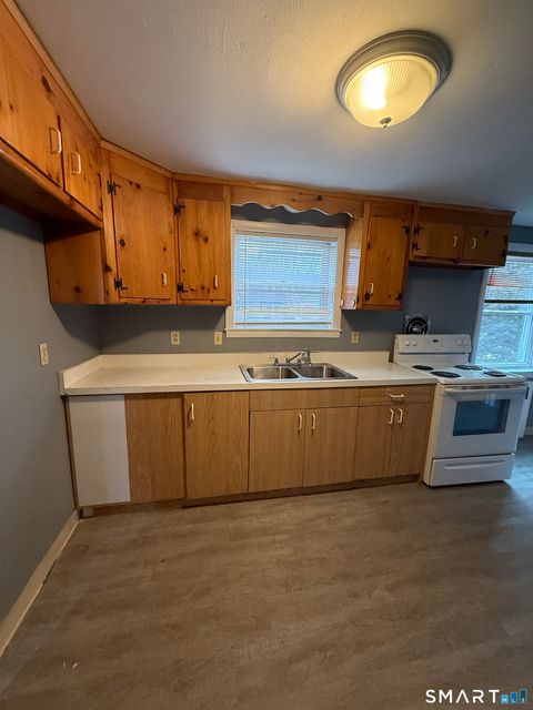 Tiny photo for 21 Hartford Avenue #4, Newington, CT 06111 (MLS # 24148296)