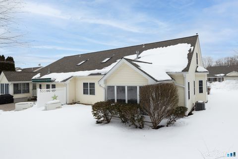 Tiny photo for 312 Spruce Hill Drive #312, Oxford, CT 06478 (MLS # 24156976)