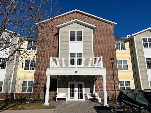 Photo 1 of Gold Star Highway Apt 114, Groton, Connecticut, $265,000, Web #: 24067438