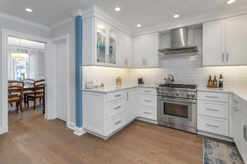 Photo of 30 Lindsey Avenue, Stamford, CT 06905 (MLS # 24138551)