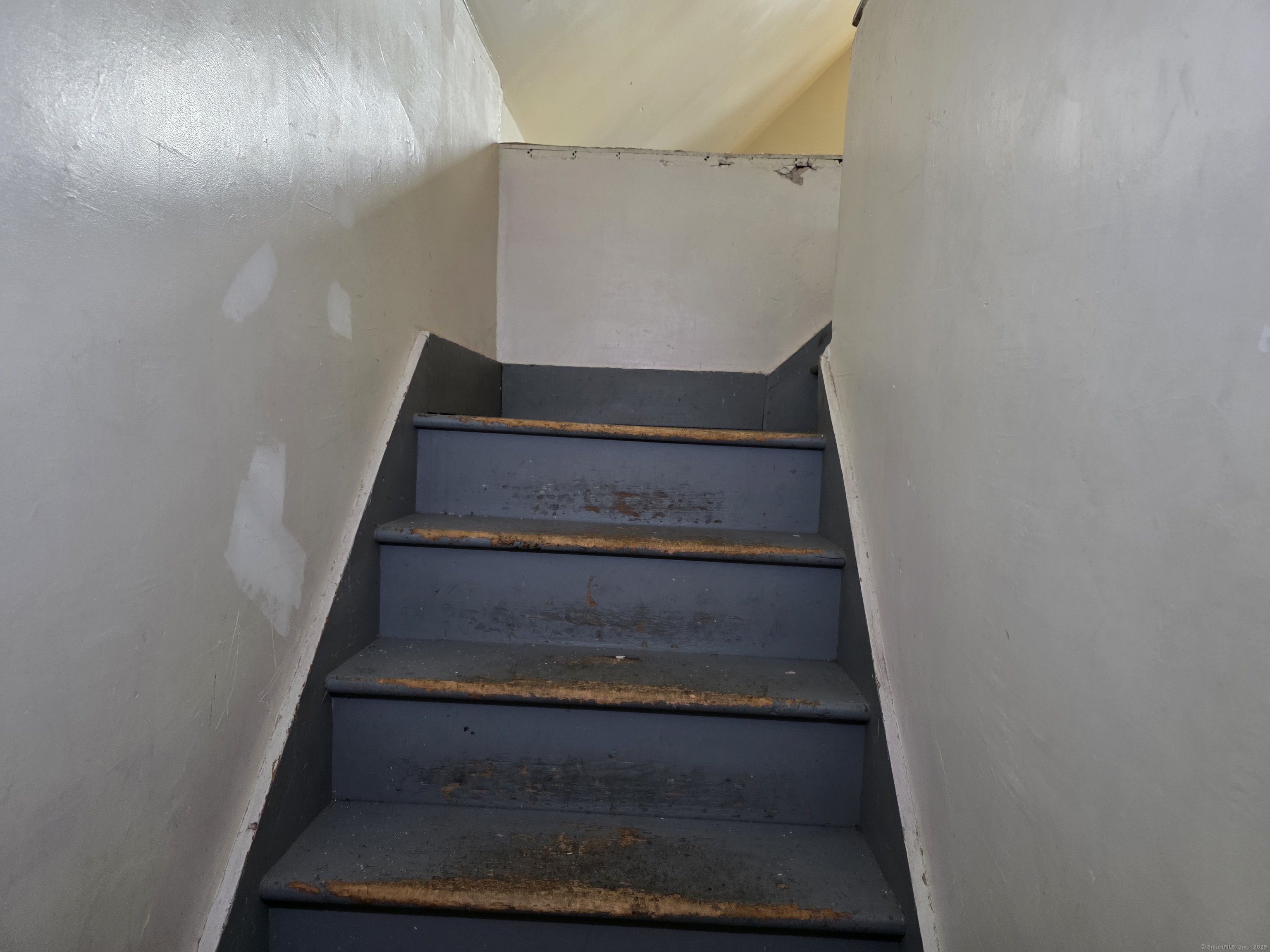 Bridgeport, Connecticut 06608, United States, 3 Bedrooms Bedrooms, ,2 BathroomsBathrooms,Residential,Active,162856