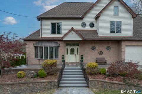 Photo of 113 Pinnacle Road, Plainville, CT 06062 (MLS # 24169063)
