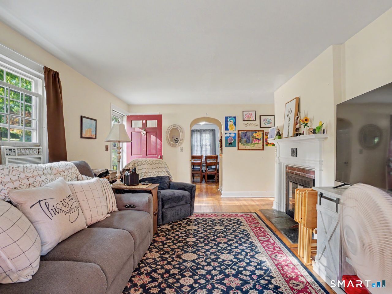 2 North Forest Circle
