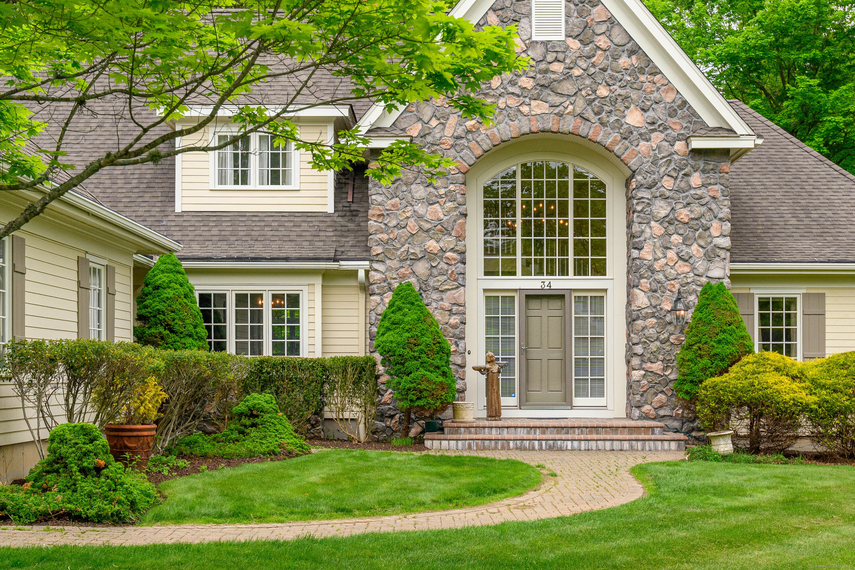 34 Avalon Drive