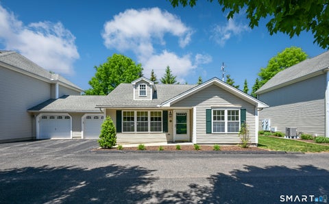 Condo For Sale - 118 Gulf Street #21<br/> Milford, CT 06460