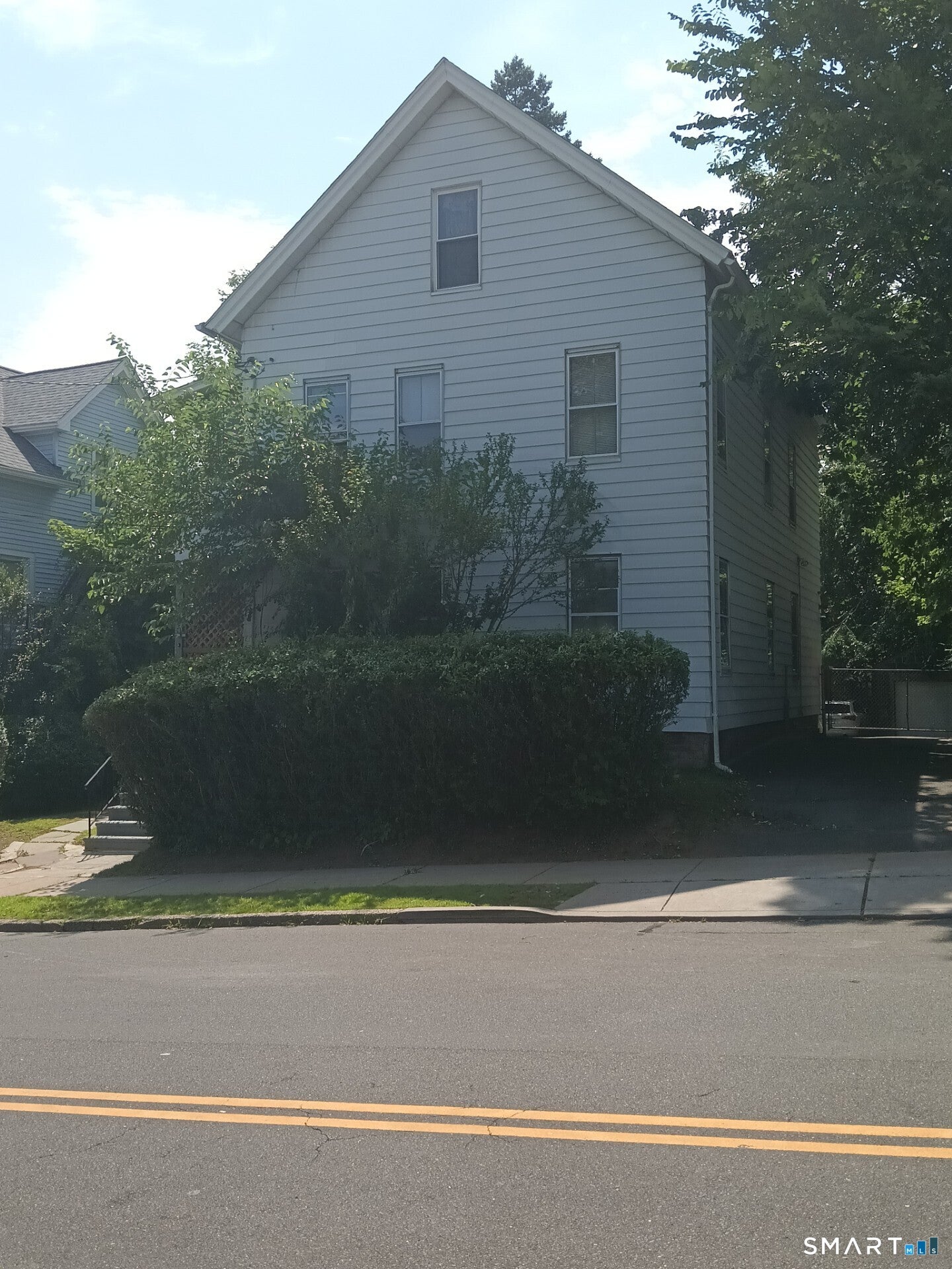 190 Curtis Street