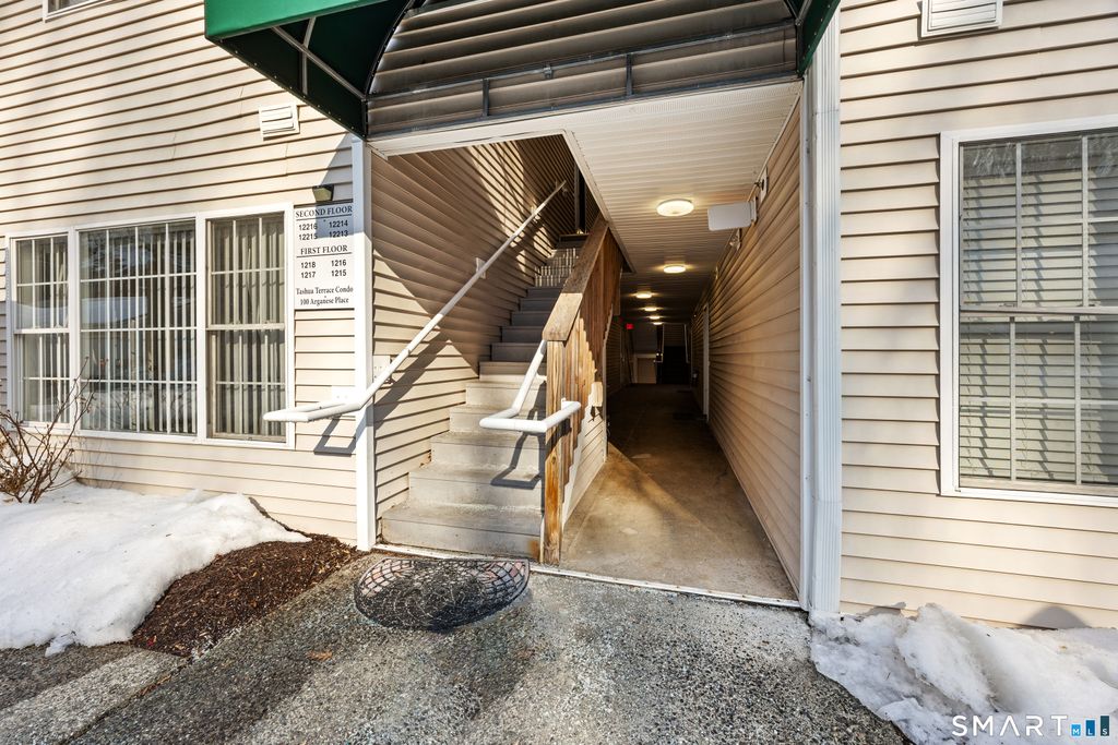 Photo of 1215 Arganese Place #1215, Trumbull, CT 06611 (MLS # 24159582)