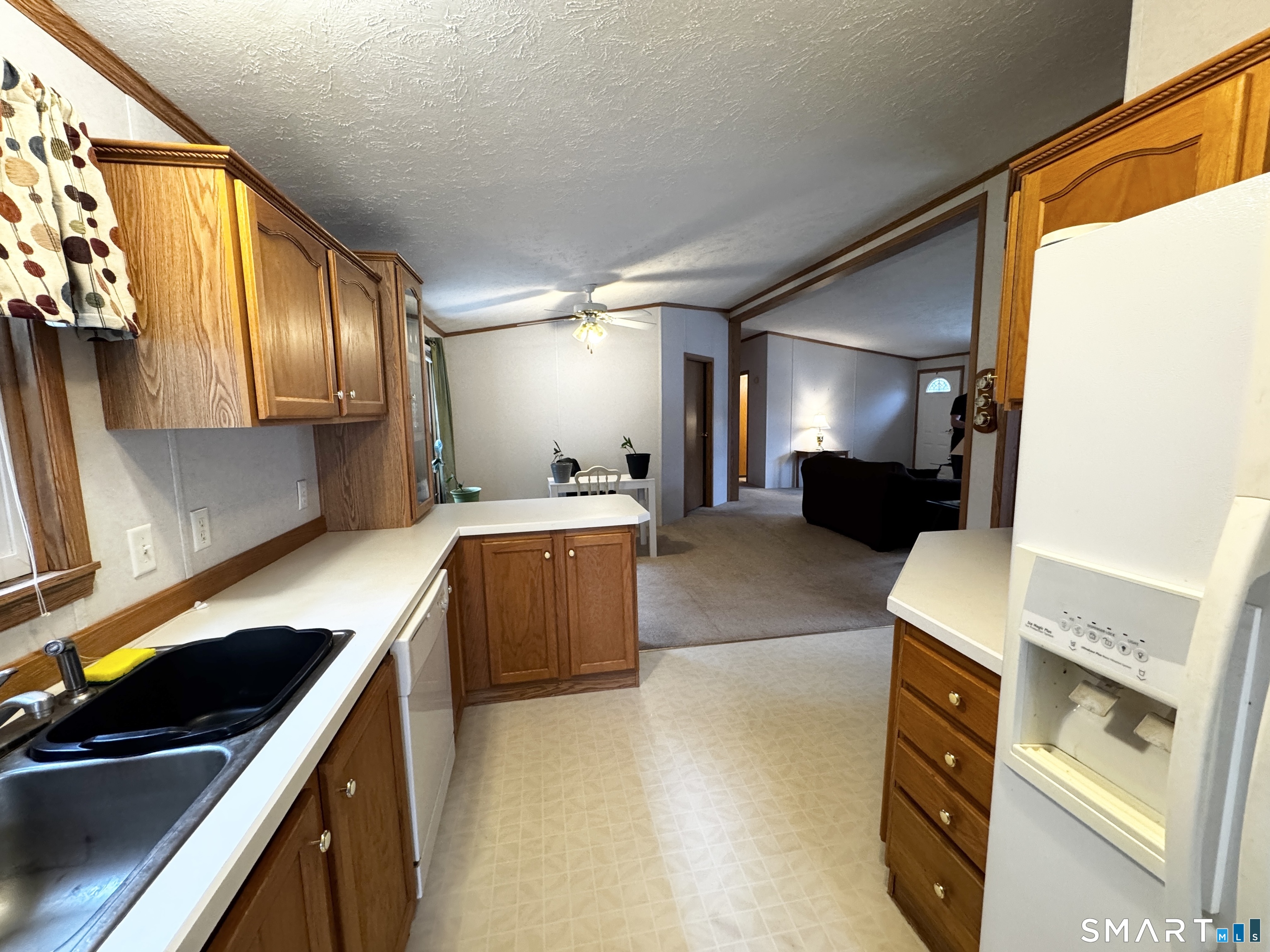 11 Circle Drive