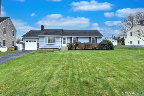 Photo of 85 Maureen Street, Stratford, CT 06615 (MLS # 24163945)