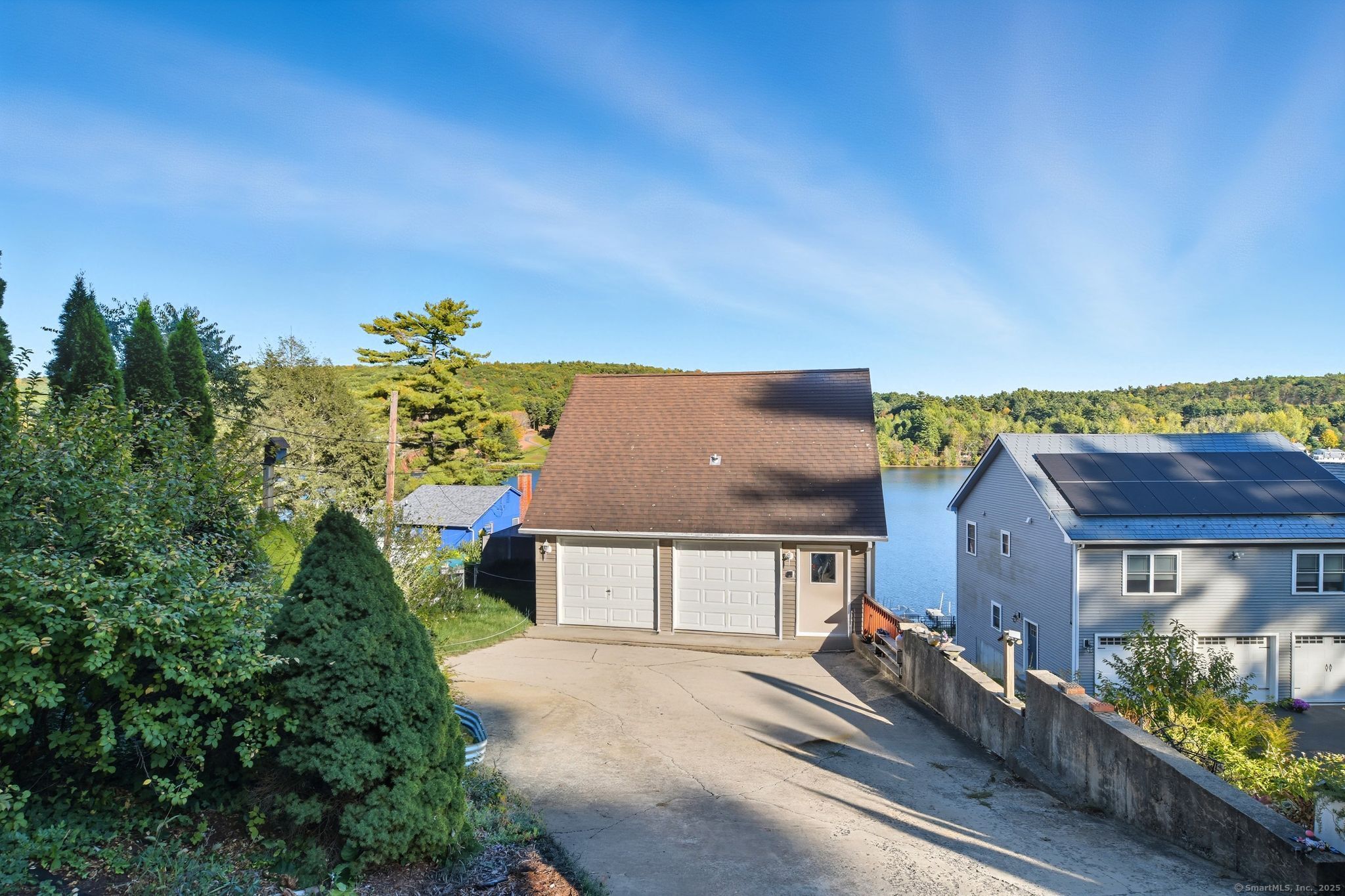 31 Lake Shore Boulevard