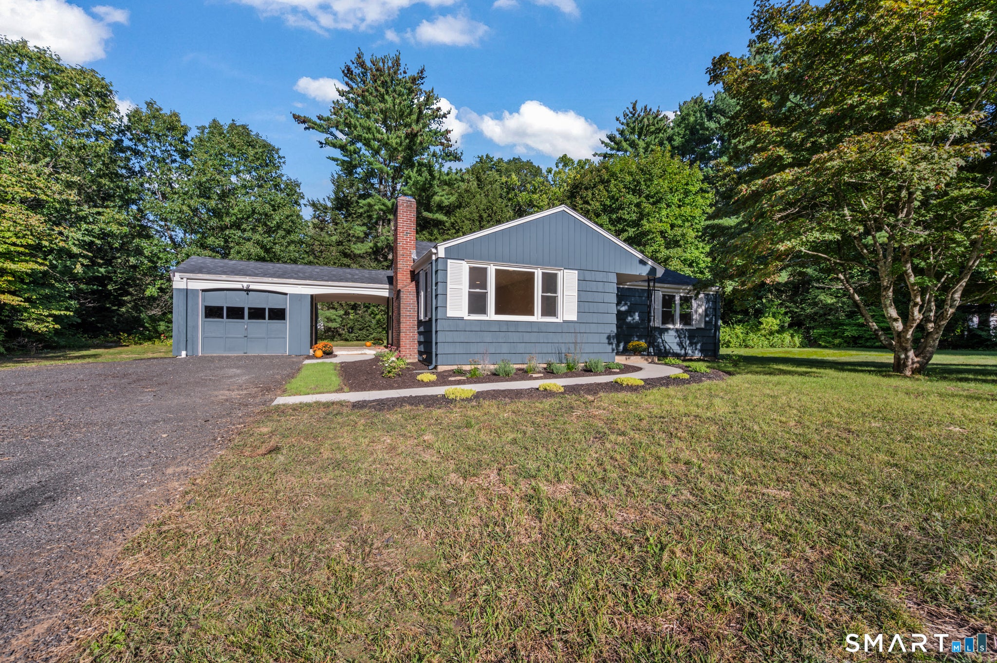 4 Woodcliff Drive