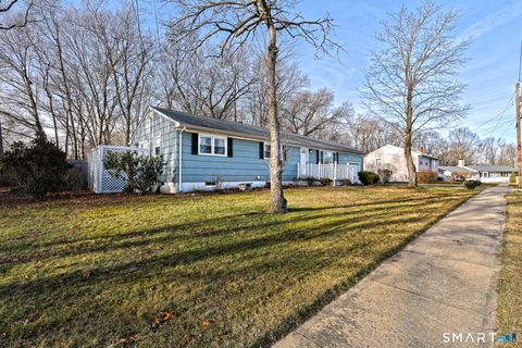 Tiny photo for 53 Pheasant Road, West Haven, CT 06516 (MLS # 24143991)