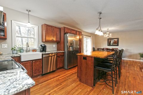 Tiny photo for 53 Pheasant Road, West Haven, CT 06516 (MLS # 24143991)