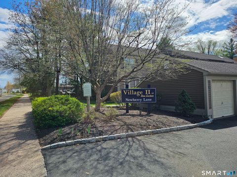 Photo of 9 Newberry Lane #9, Glastonbury, CT 06033 (MLS # 24168460)