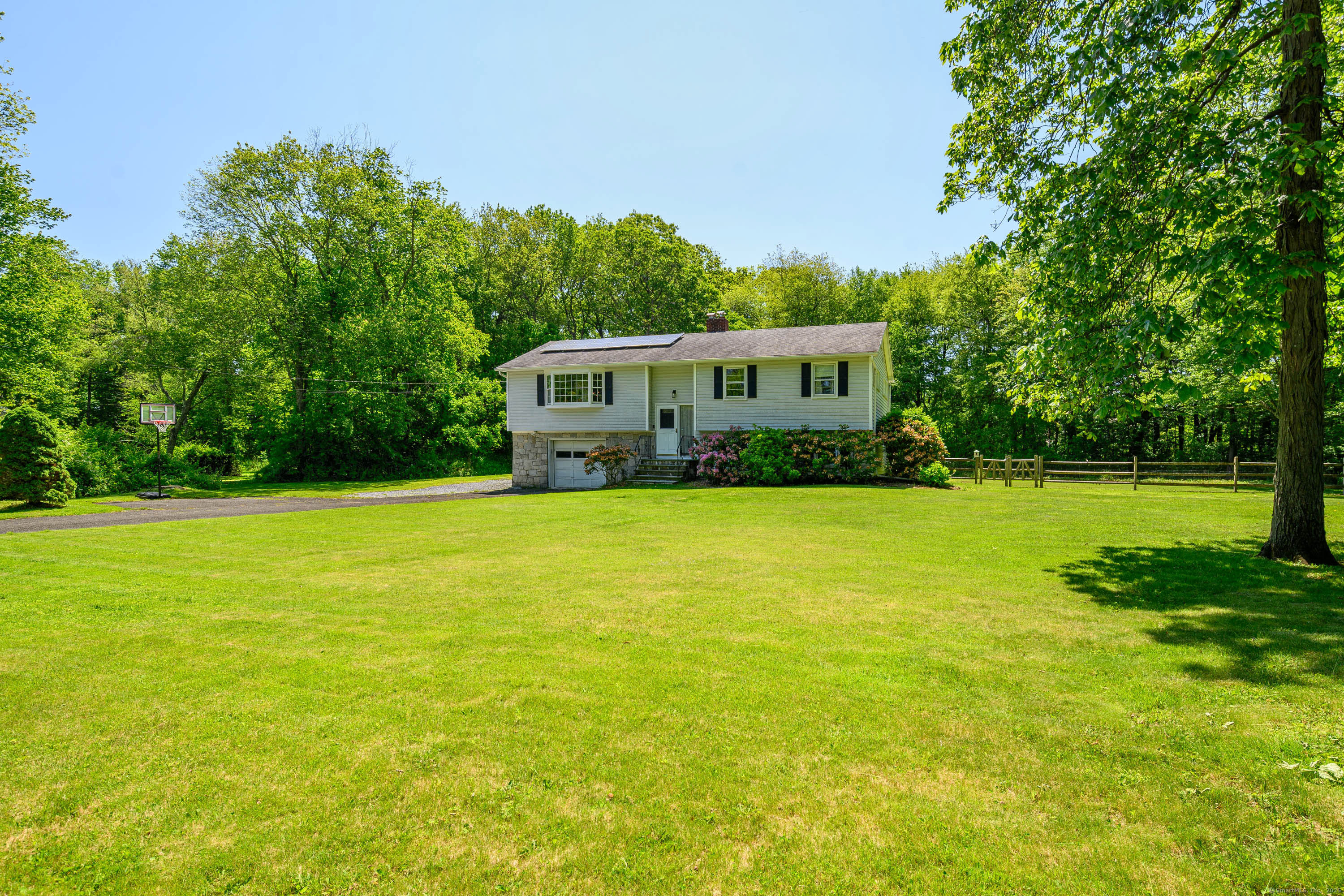 74 Blueberry Lane