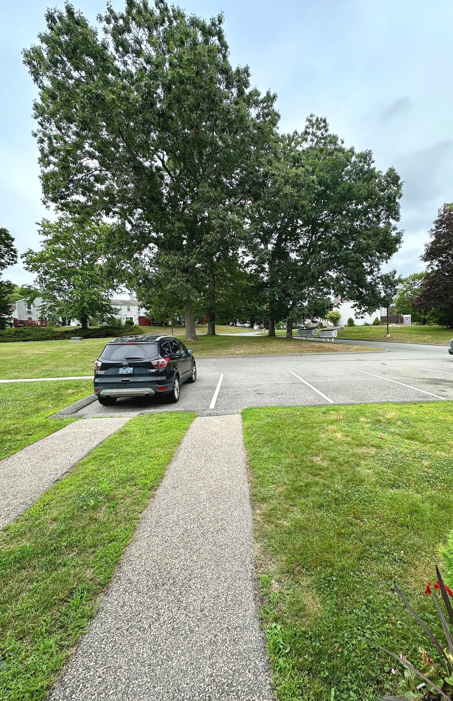 14 Lakeside Drive Q