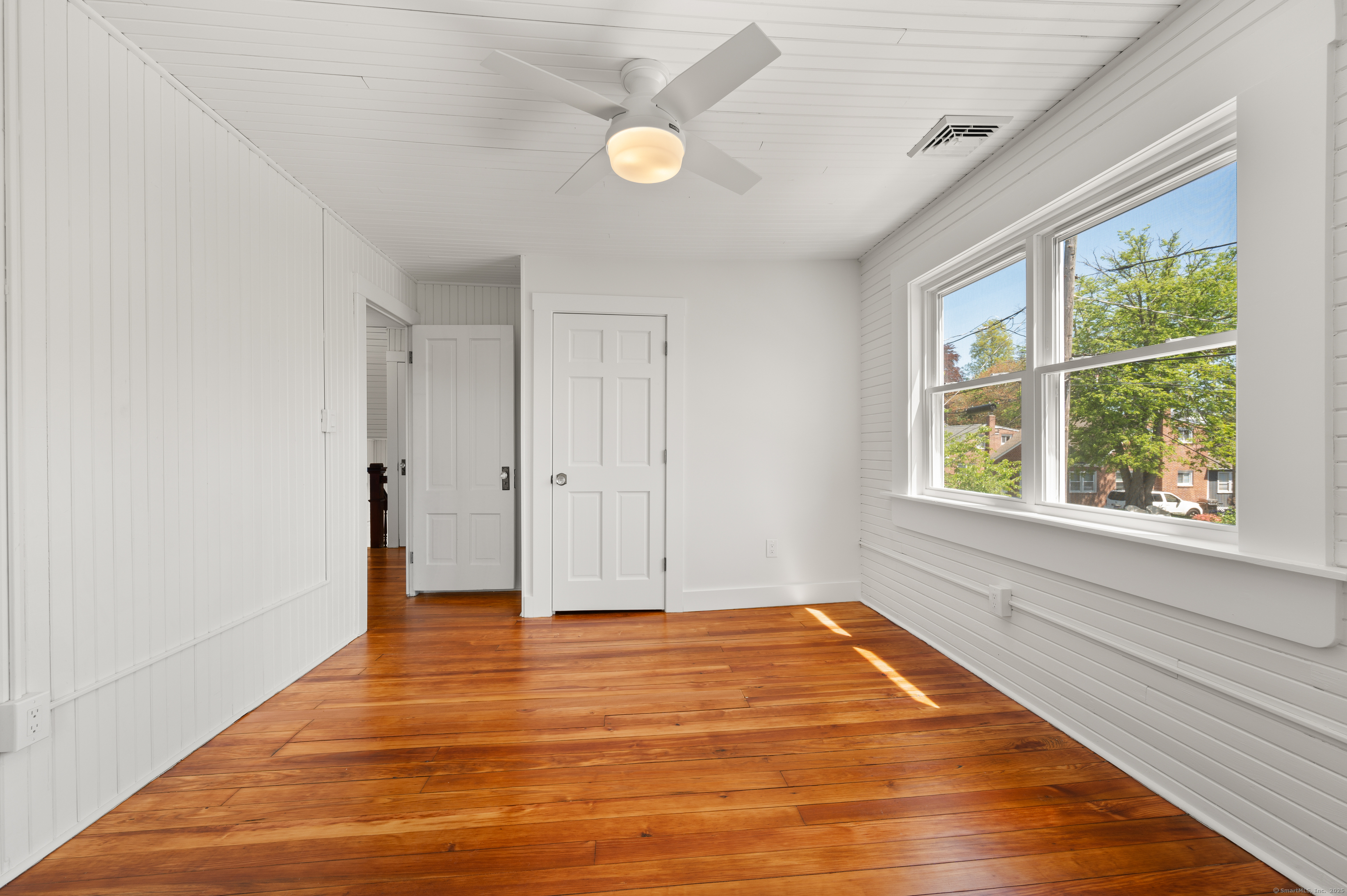 46 Park Street, New London, Connecticut image 32