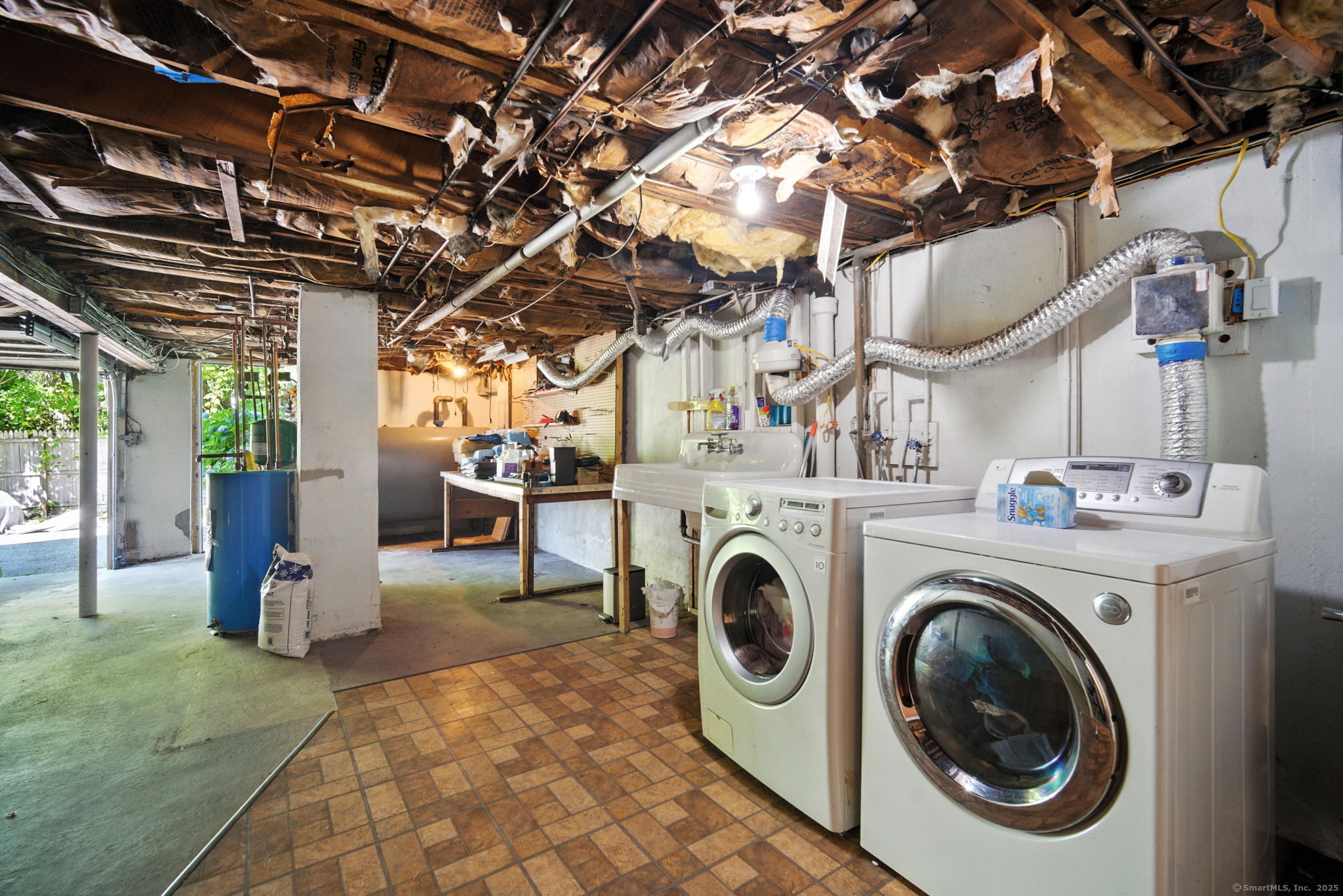 Enfield, Connecticut 06082, United States, 3 Bedrooms Bedrooms, ,1 BathroomBathrooms,Residential,Active,186490