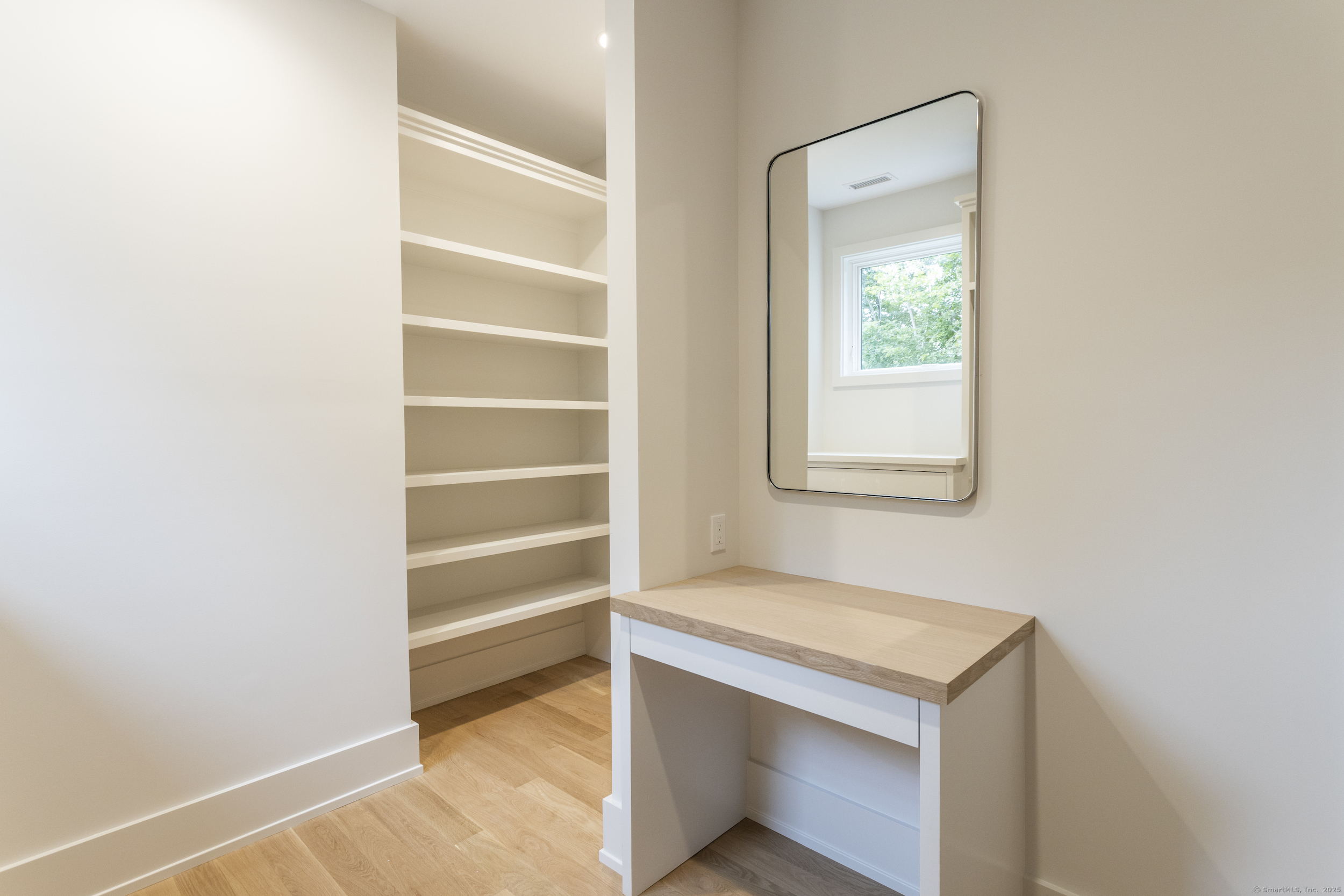 8 Fillow Street