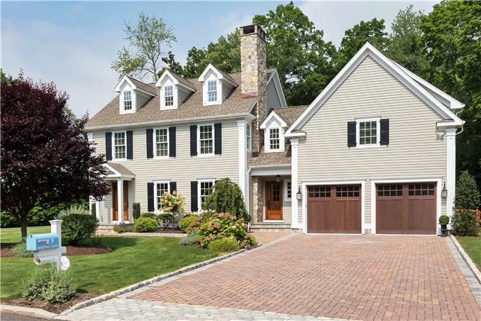 Photo 1 of 9 Mansfield Place, Darien, Connecticut, $2,275,000, Web #: 99118892